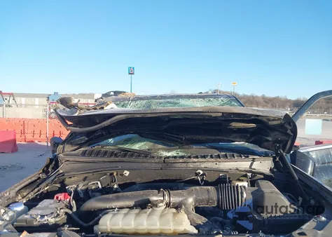 2022 Ford Expedition Limited Max z USA, uszkodzony, nr VIN 1FMJK2AT0NEAU1771